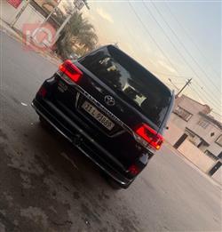 تويوتا لاندكروزر